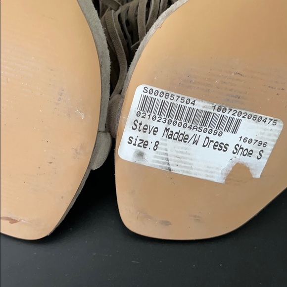 SOLD Steve Madden 3 tier fringe heel taupe sz 8 - Picture 8 of 9